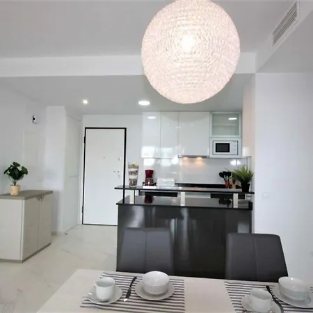 Acogedor Con Piscina Comunitaria Cerca De La Playa - Es-376-22 Apartment