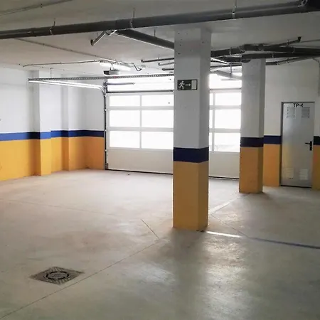 Acogedor Con Piscina Comunitaria Cerca De La Playa - Es-376-22 *