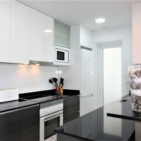Acogedor Con Piscina Comunitaria Cerca De La Playa - Es-376-22 Apartment